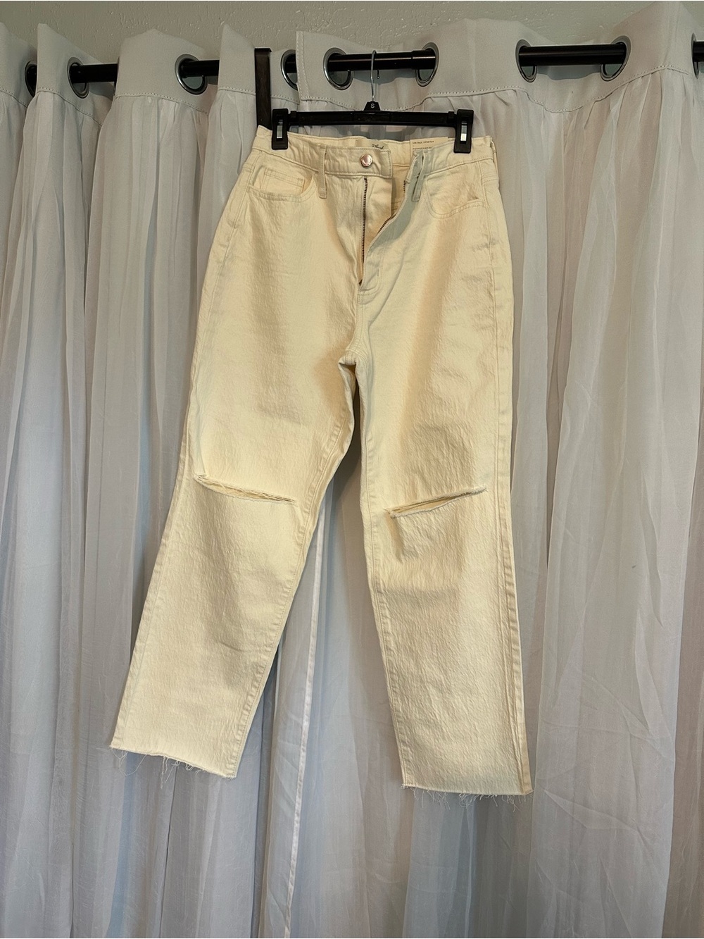 Cream Vintage High-Waist, Wide Leg, Distressed Jeans - Picture 2 of 6